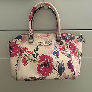 Guess floral bag